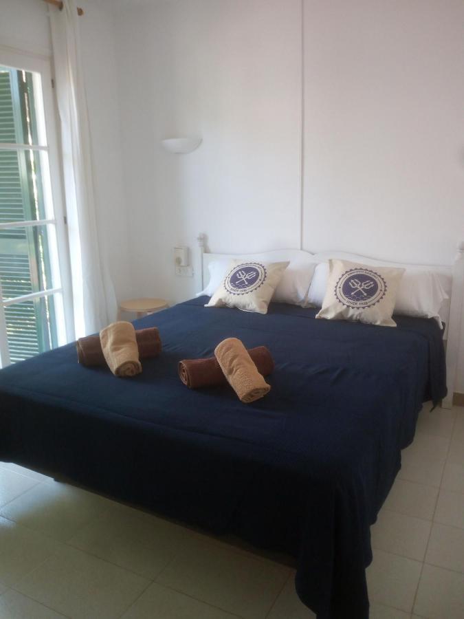 Apartamentos Playa Park Brisas Son Xoriguer Cala en Bosc Exterior photo