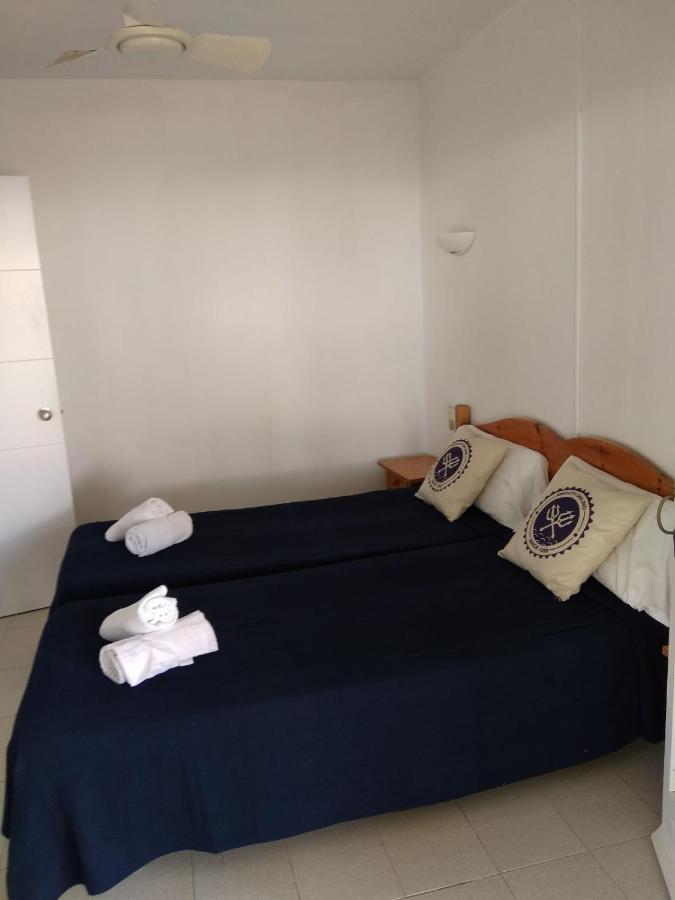 Apartamentos Playa Park Brisas Son Xoriguer Cala en Bosc Exterior photo